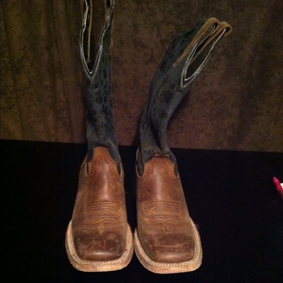 Ariat Boots 6.5