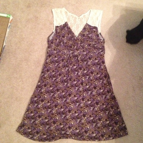🚫SOLD🚫Flower and lace dress