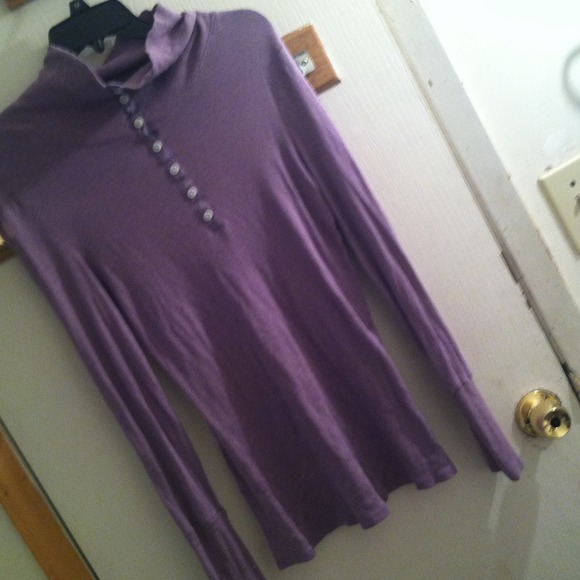 lavender sweater! - Picture 1 of 1