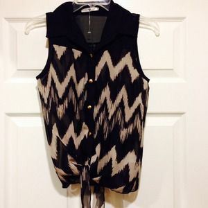 Chevron tank top💕💕 NWOT