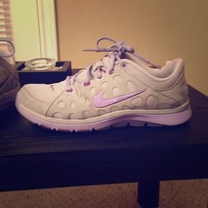 Nike flex training 7 women's