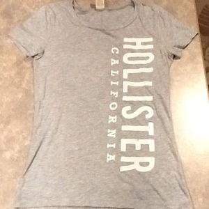 HOLLISTER t-shirt