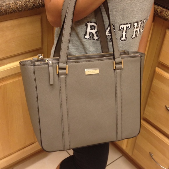 NWT gray kate spade bag. Brand new! - Picture 2 of 3