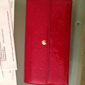 Pre-owned lv wallet authentic