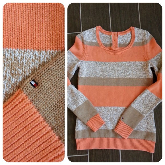 TOMMY HILFIGER Knitted Sweater. Barely worn.