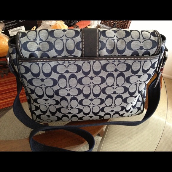 Authentic Coach Signature Blue Messenger Bag
