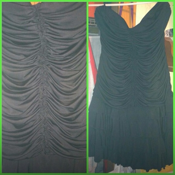 Black ruffle dress!