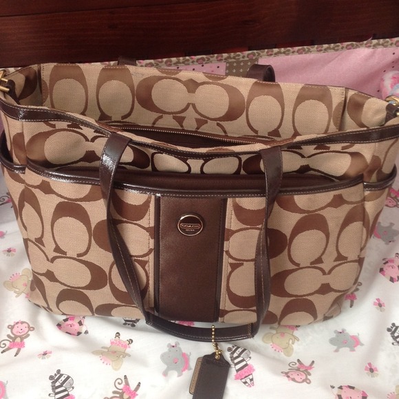 Coach diaper bag w changing pad ***reserved***