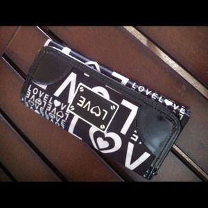 Black and white wallet. Like new.