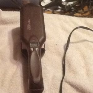 HOLD jam090880 Remington Hair Straightner