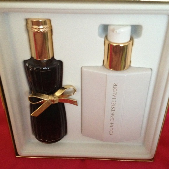 Lauder youth dew fragrance and lotion