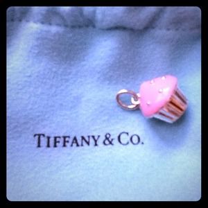 🎈traded🎈Tiffany and Co pink enamel cupcake charm