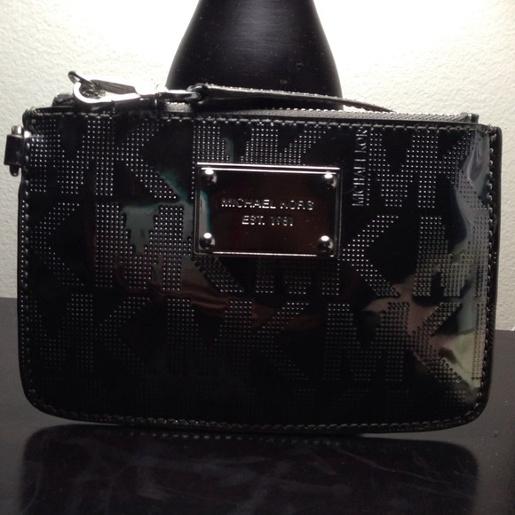 Authentic Michael Kors Wristlet