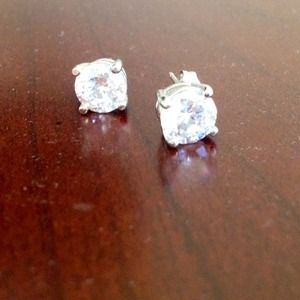 rhinestone 1 carat earrings
