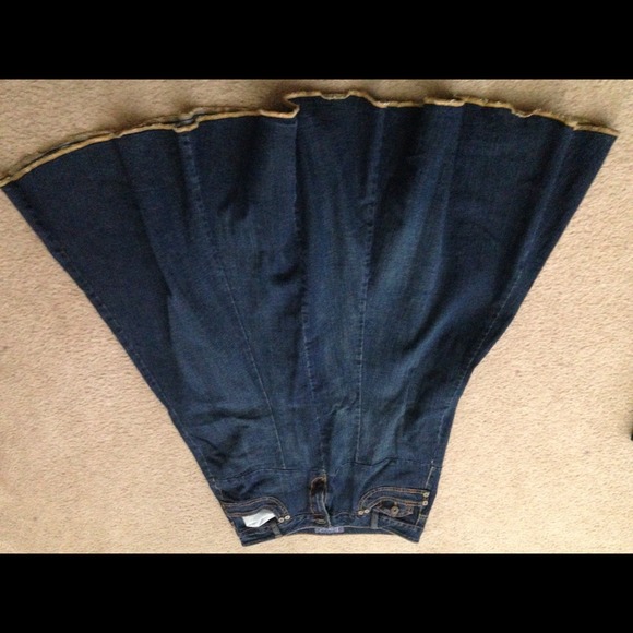 Pleated denim skirts.