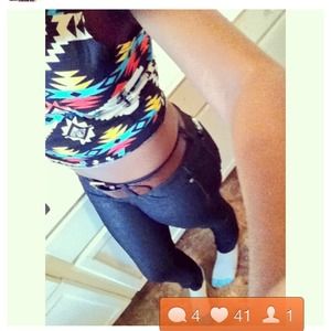 Tribal print sleeveless turtle neck #tribal #top