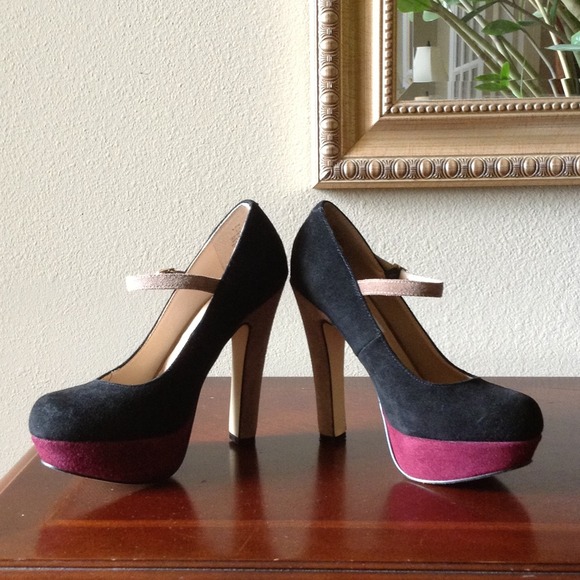 Steve Madden Shoes - Ankle strap tri colored heels