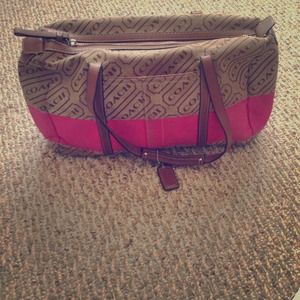 SOLD‼️Authentic Coach barrel bag