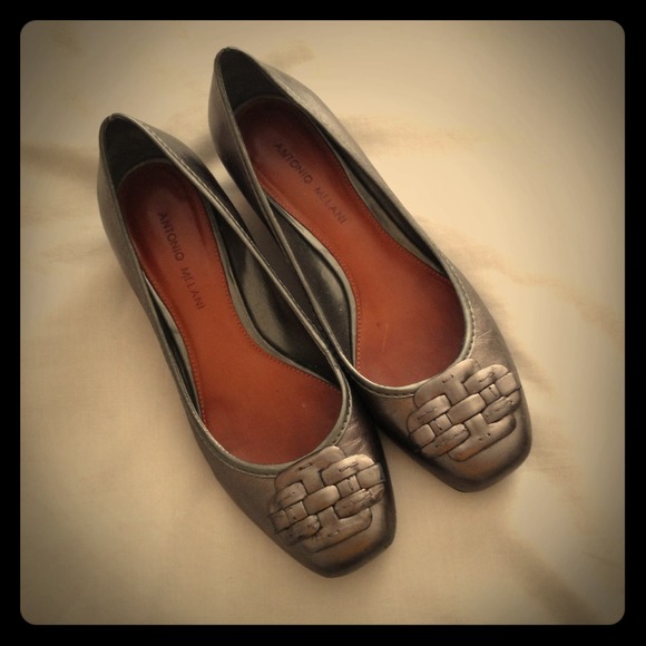 Antonio Melani Silver Flats