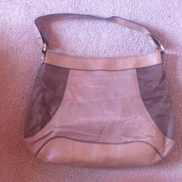 Relic Purse - Picture 2 of 3