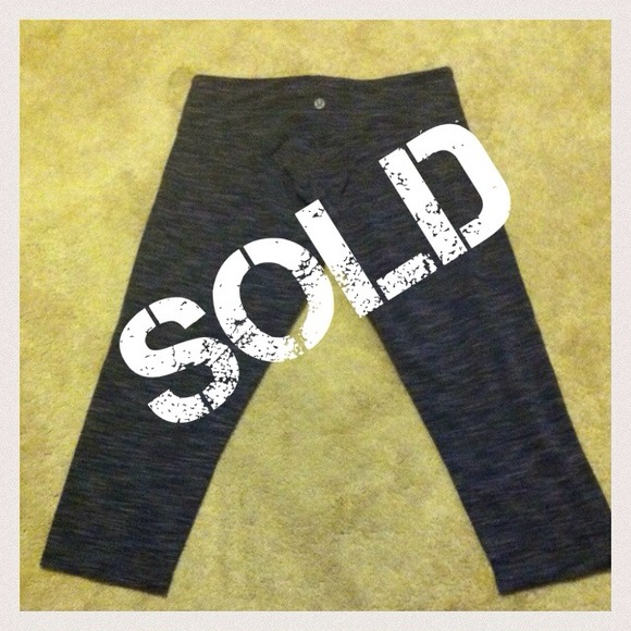 💰 SOLD 💰 LULULEMON wunder unders 10 space dye