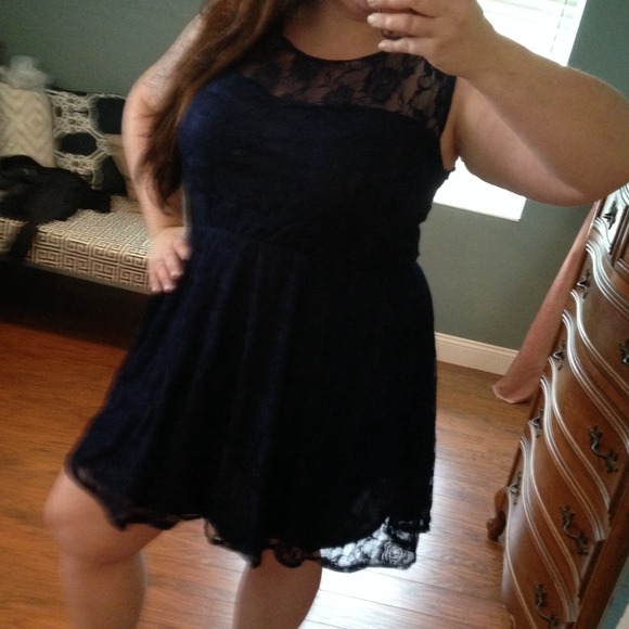 🚫SOLD IN BUNDLE🚫 NWT Naxy Lace Skater Dress! 2X - Picture 3 of 4