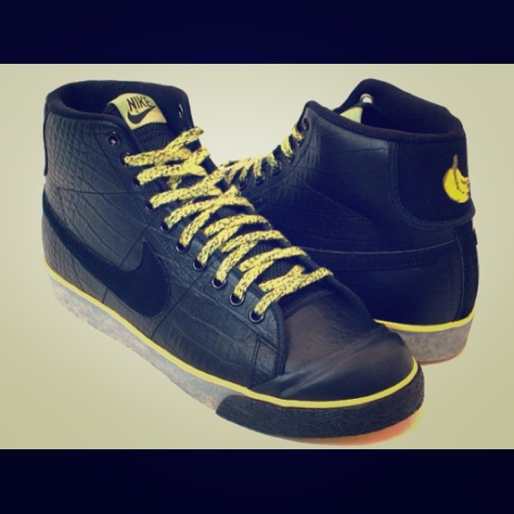 💛 Nike Banana Blazers 💛