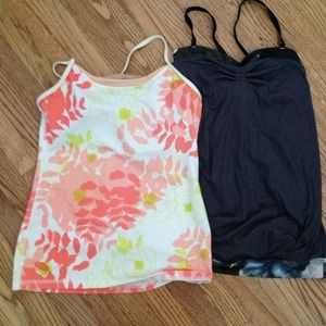 Gray and floral lululemon 2 tops