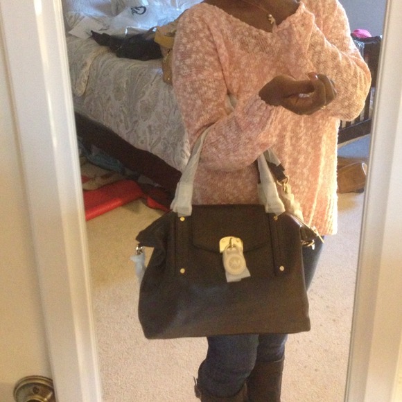 ❌SOLD❌❌❌MEDIUM HAMILTON SLOUCHY SATCHEL - Picture 4 of 4