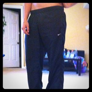 Nike Ath. Dpt. Waterproof Lined Sweats