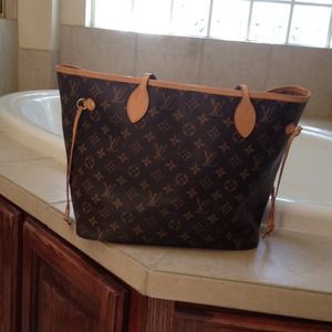 SOLD Louis Vuitton Never Full-medium