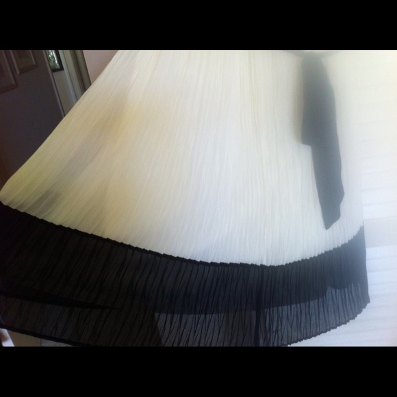 🚫SOLD IN BUNDLE🚫 black/cream Eloquii dress - Picture 2 of 4