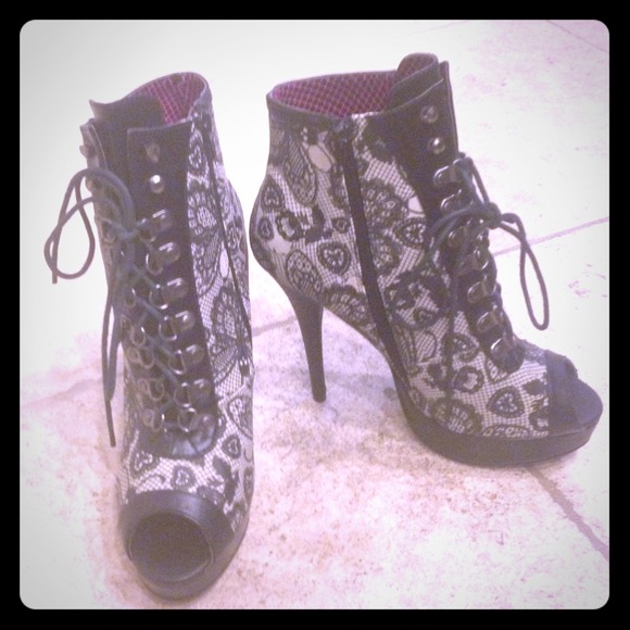 RESERVED FOR @robinetta Just Fab Peep Toe Bootie