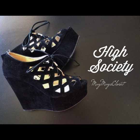 Shoes - 🔷SOLD IN A BUNDLE🔷🎀 Host Pick 🎀 Caged Wedges 7