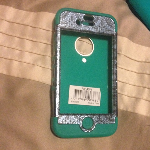 iPhone 4S case - Picture 2 of 3