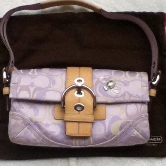 Authentic Coach bag. - Picture 1 of 4