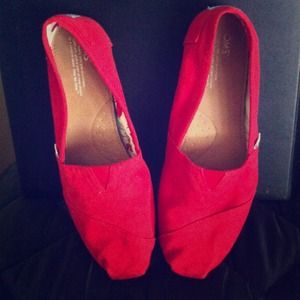 Toms shoes