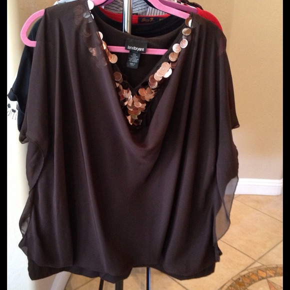 Brown blouse with copper accents