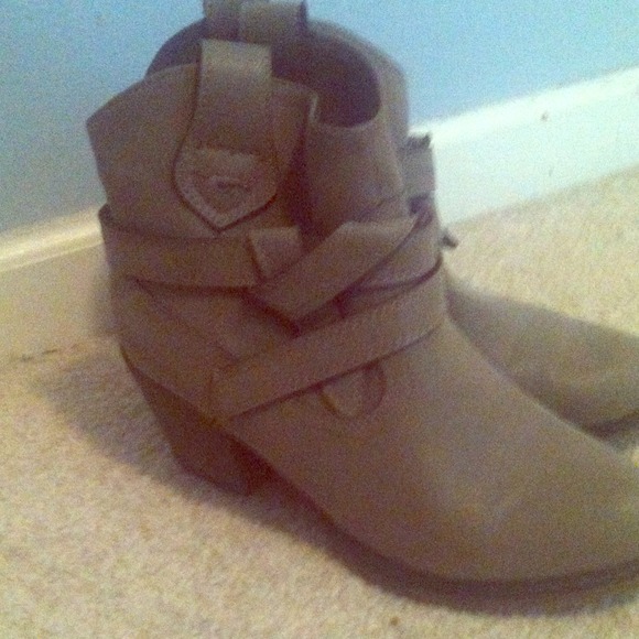 ankle boots! 30$