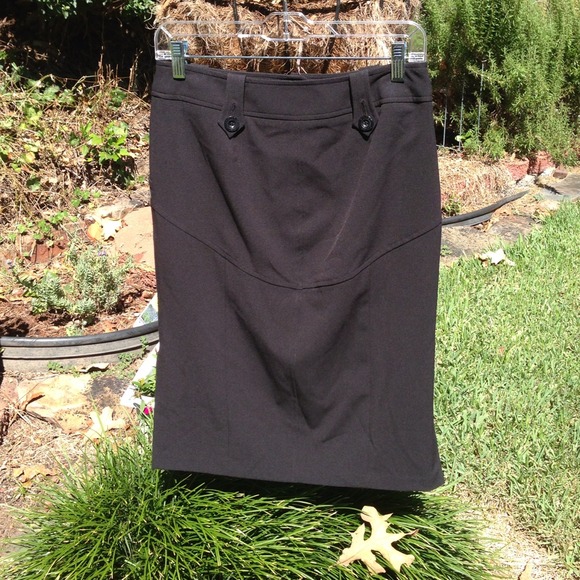 Bisou Bisou Black Skirt - Picture 2 of 3