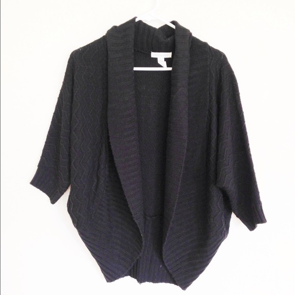SOLD Black sweater slightly oversized