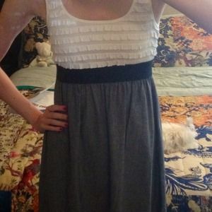 Cute! Short dress with ruffles at the top