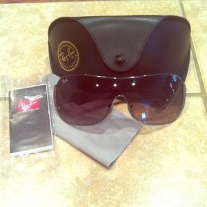 PRICE CUT!!!!Authentic Ray Bans.  Women's.