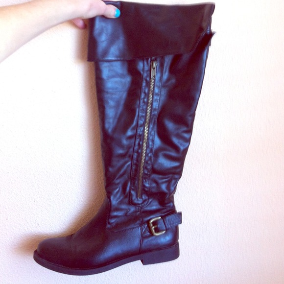 Black madden girl boots