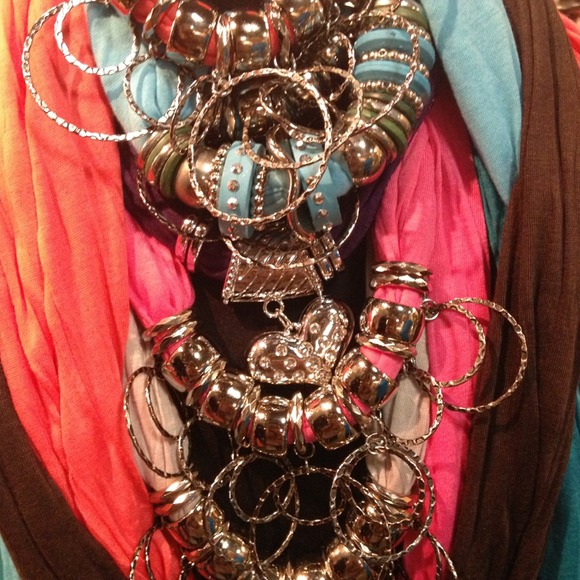 NWT Charm Scarves. - Picture 2 of 3