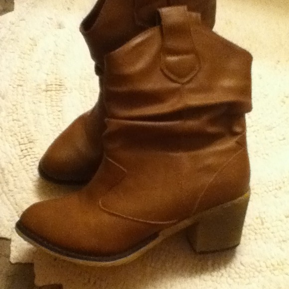 Reserved!!!! Cowgirl boots