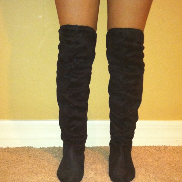 🚫SOLD🚫Thigh High Black Boots