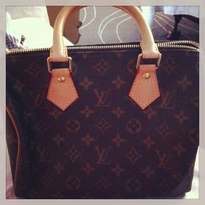 Authentic Louis Vuitton Speedy 25