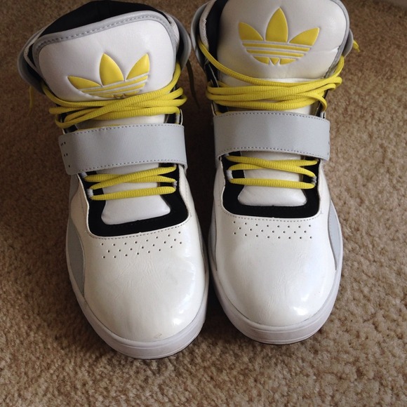 Popular Adidas Shoe