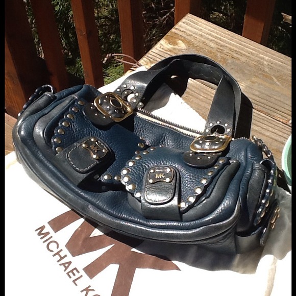 SOLD ON another site!! - Picture 3 of 4